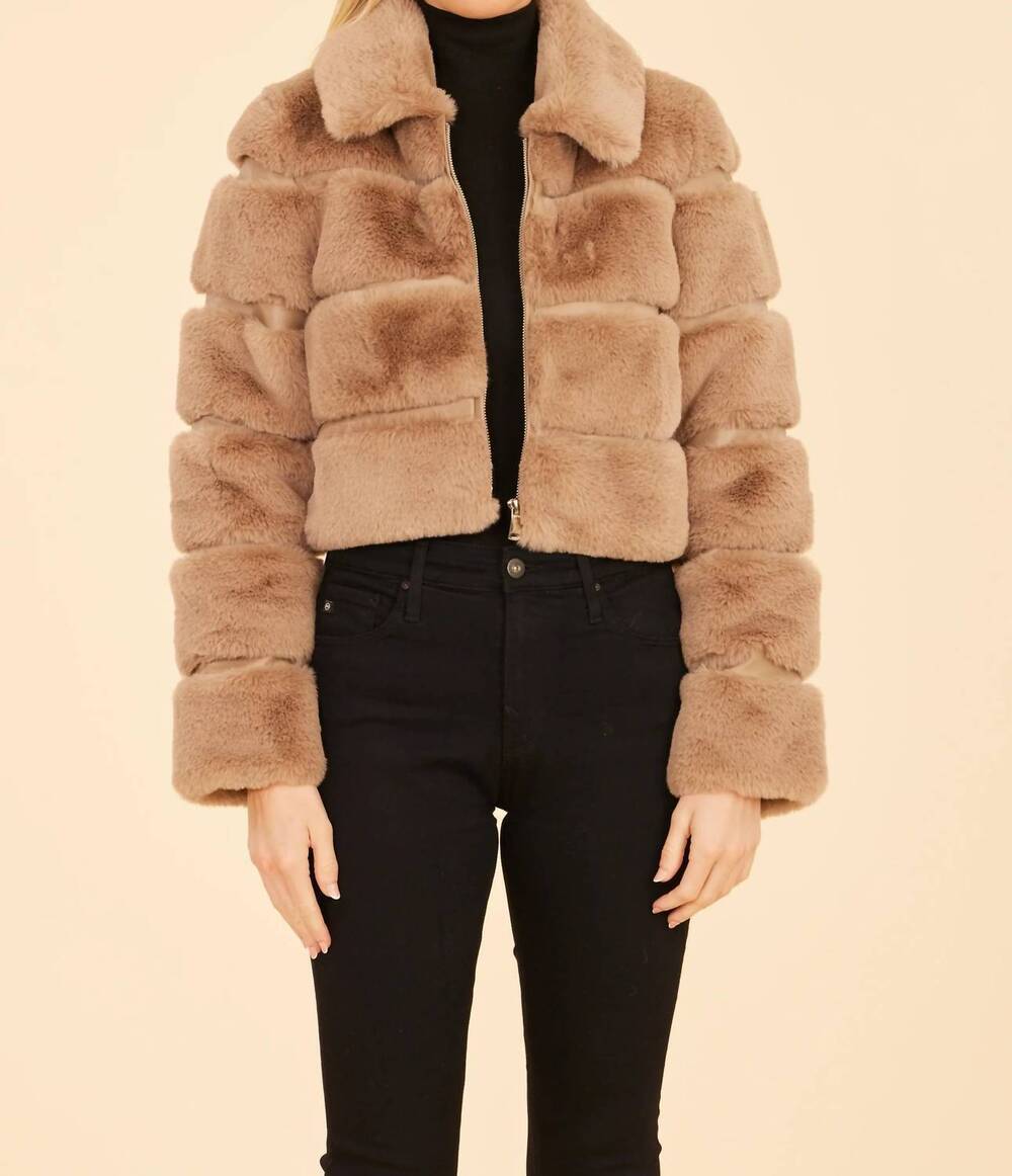 NEW DOLCE CABO paneled faux fur vegan leather cropped jacket in beige